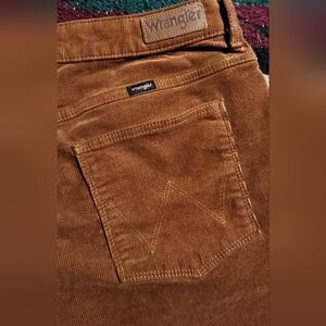 Wranger Womens Size 12/30 High Rise Boot Cut Corduroy Pants Rust Orange LIKE NEW